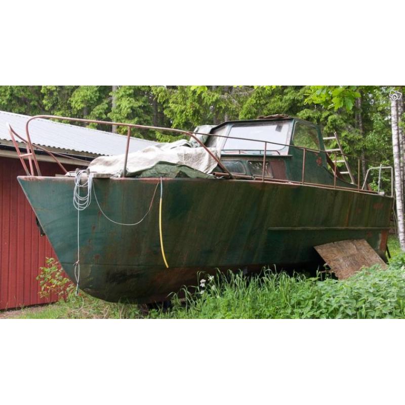 Plåtbåt, ej färdigbyggd inkl. båtvagn